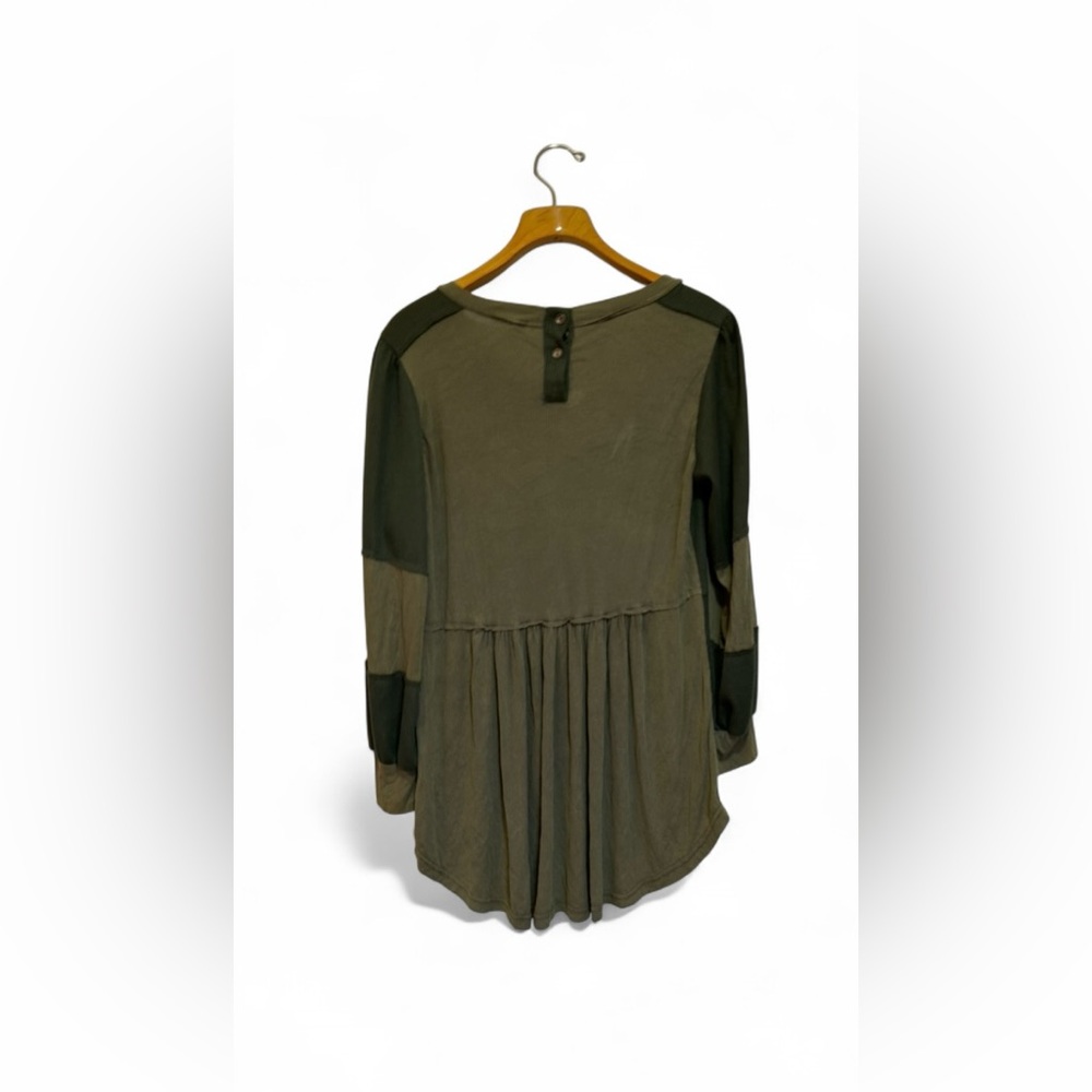 Pol Two-Tone Green Patchwork Blouse - image 2